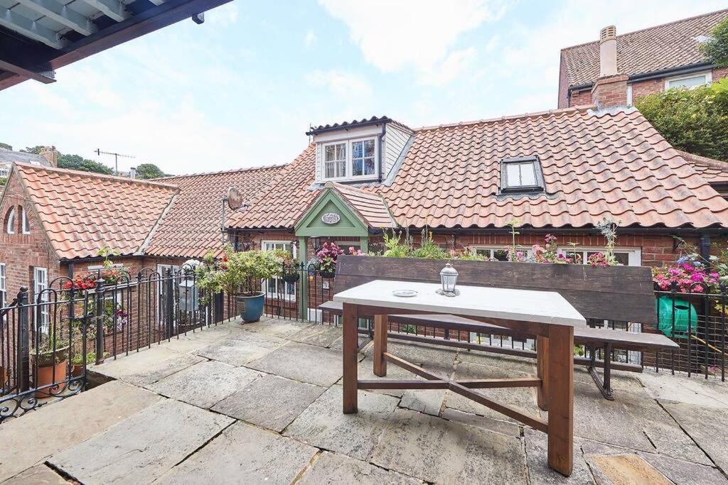 Abbey View Cottage Уитби Экстерьер фото