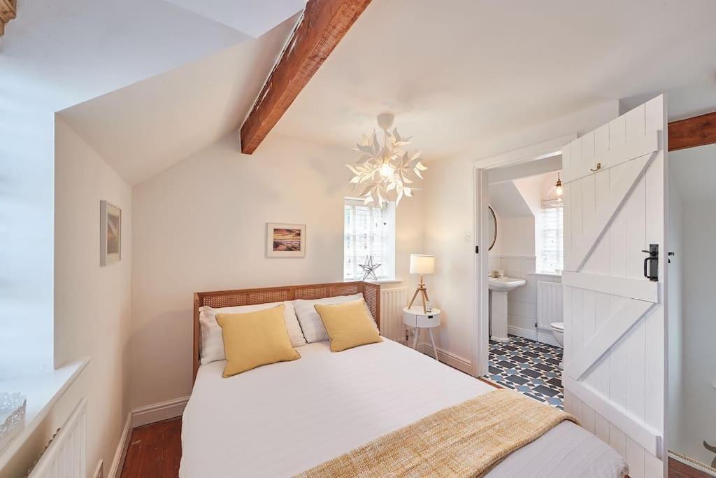 Abbey View Cottage Уитби Экстерьер фото